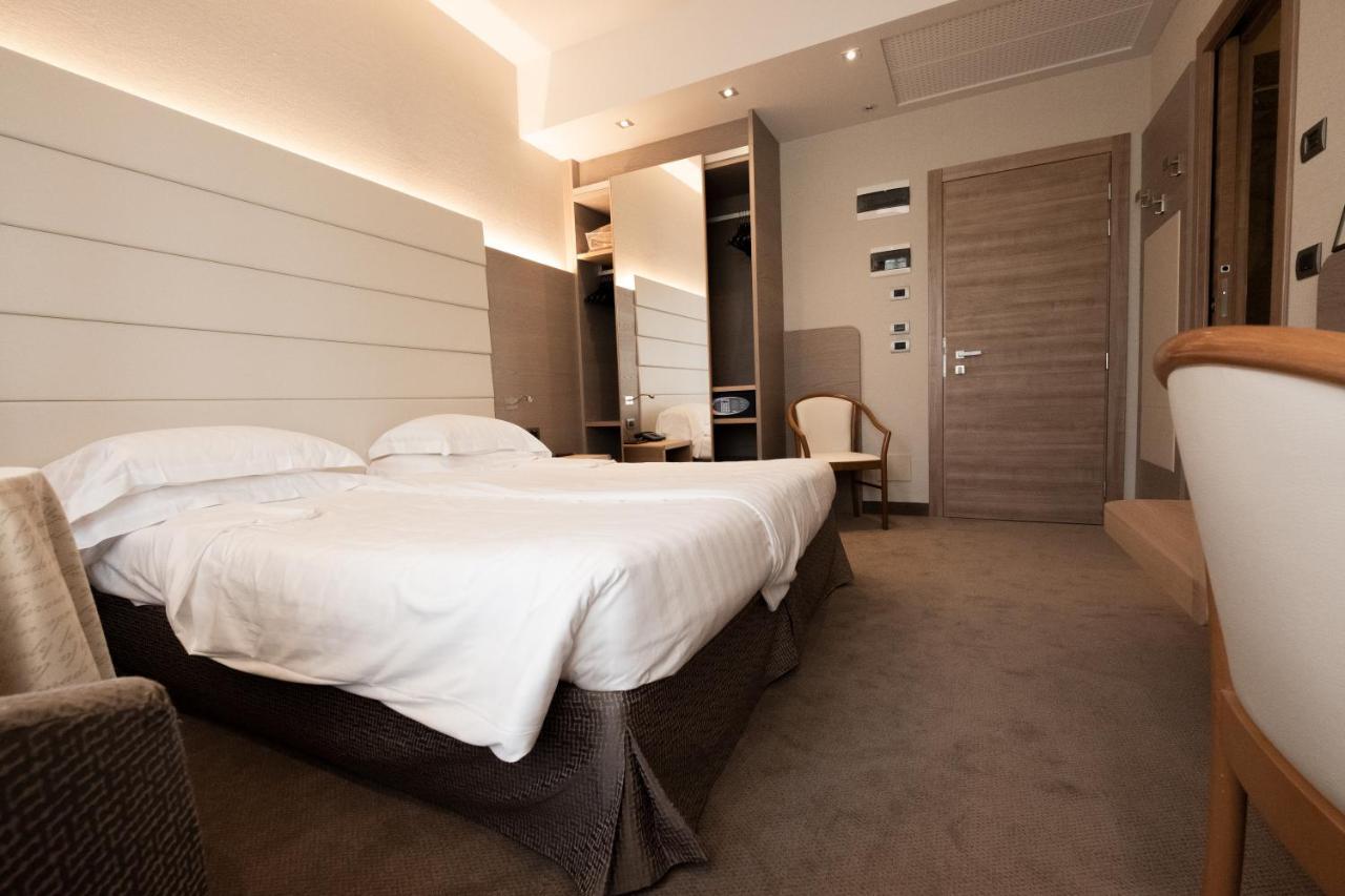Hotel Capri Bardolino 3S 외부 사진