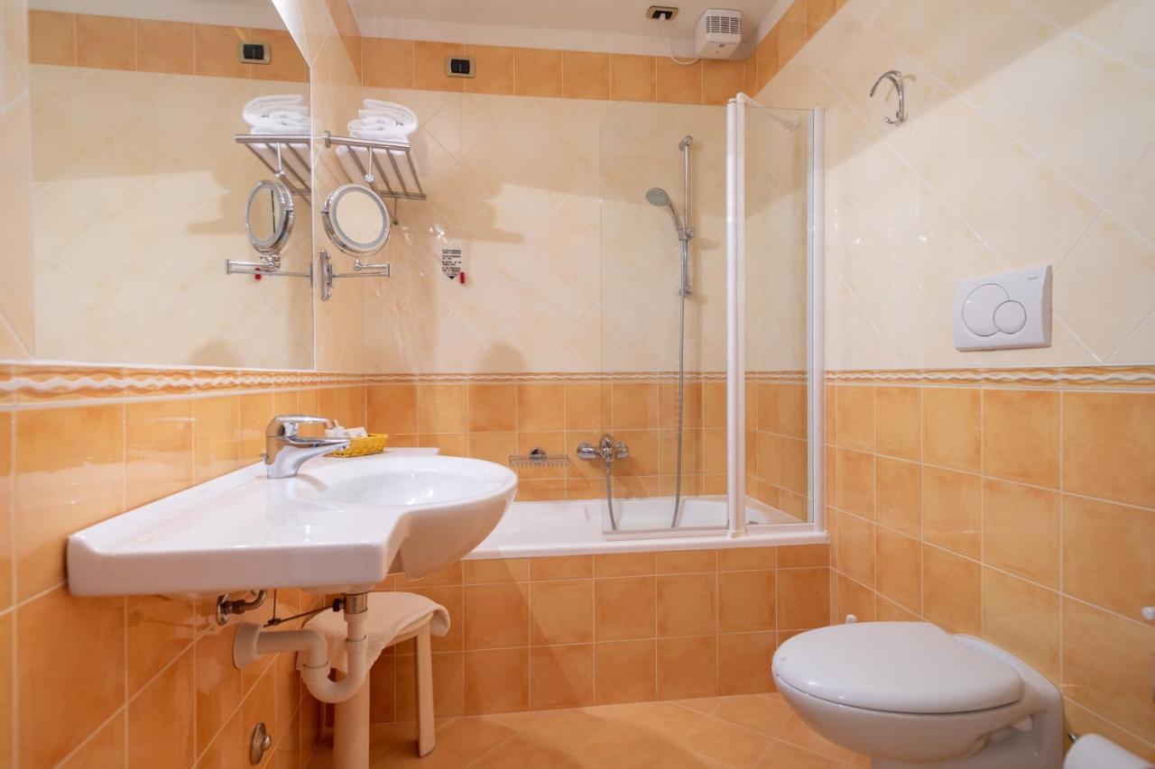 Hotel Capri Bardolino 3S 외부 사진