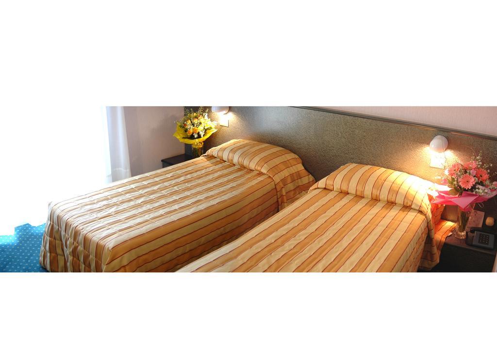 Hotel Capri Bardolino 3S 객실 사진