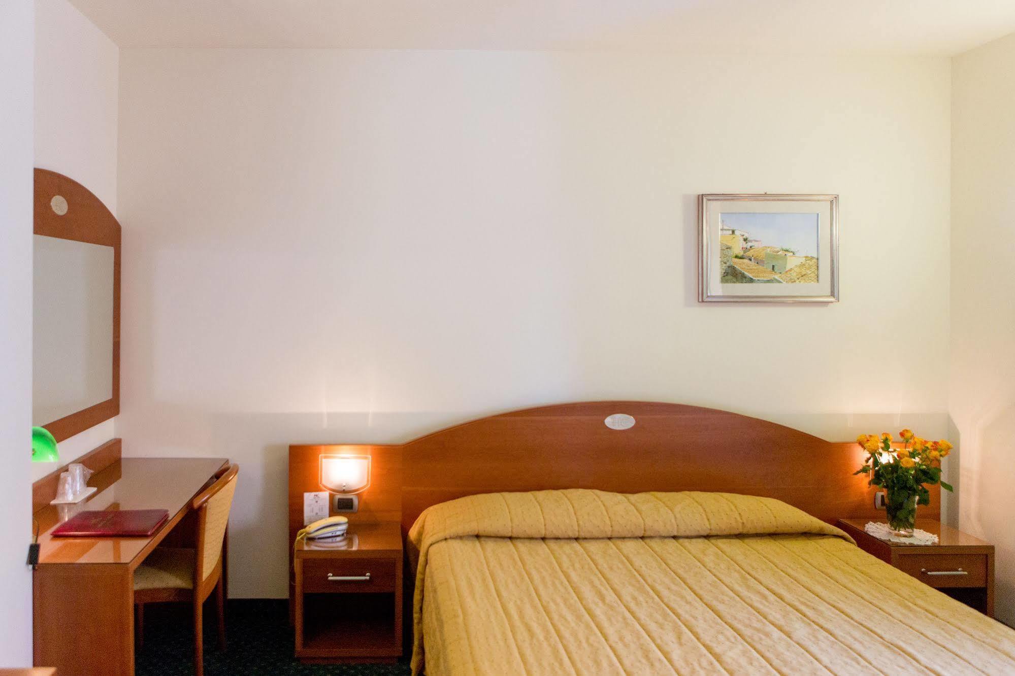 Hotel Capri Bardolino 3S 외부 사진