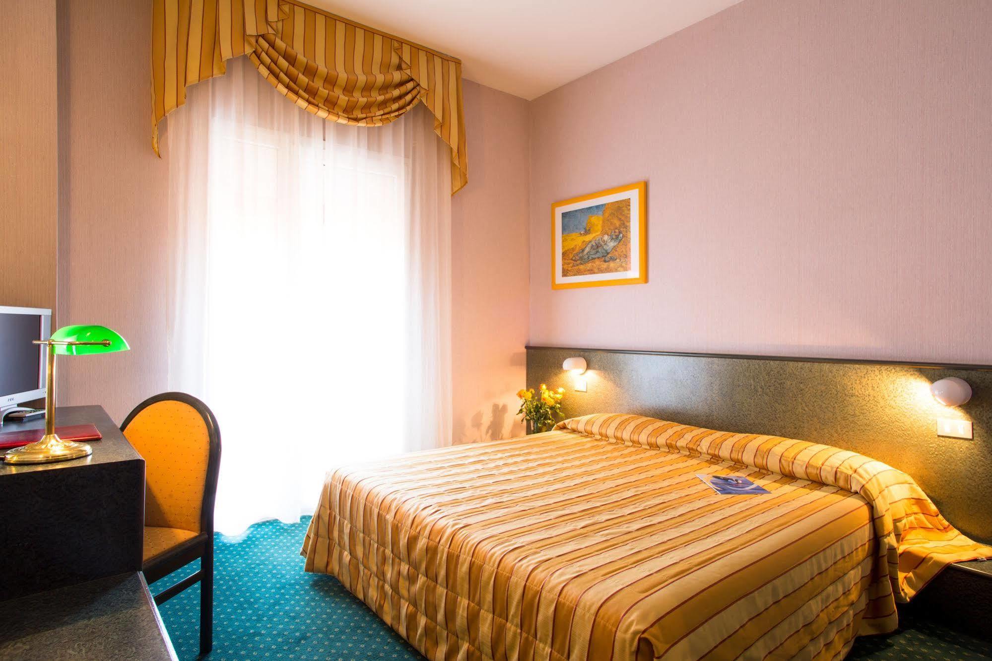 Hotel Capri Bardolino 3S 외부 사진