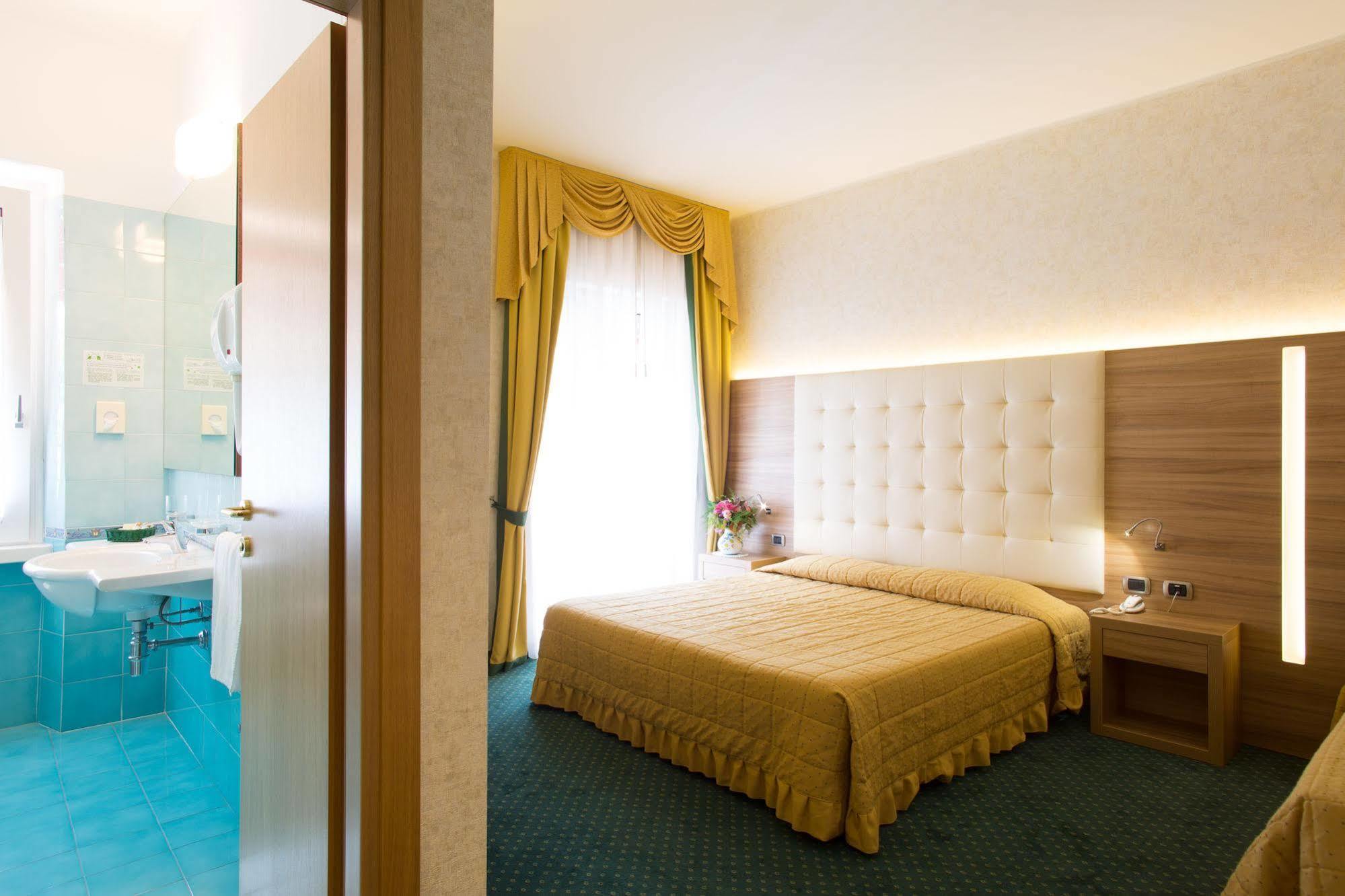 Hotel Capri Bardolino 3S 외부 사진