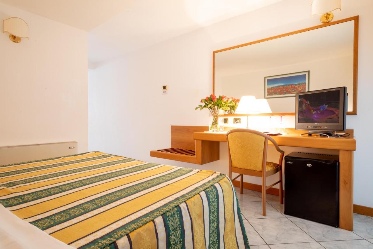 Hotel Capri Bardolino 3S 외부 사진