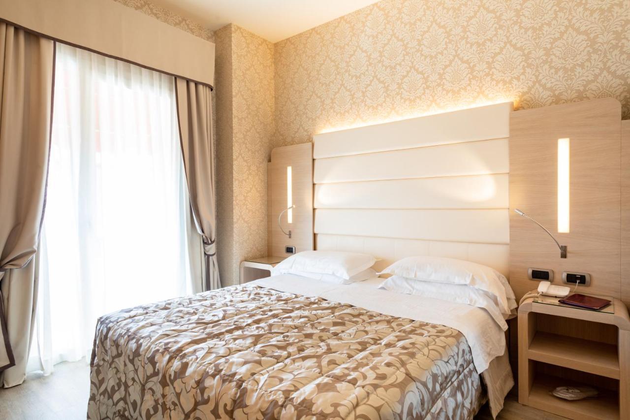 Hotel Capri Bardolino 3S 외부 사진